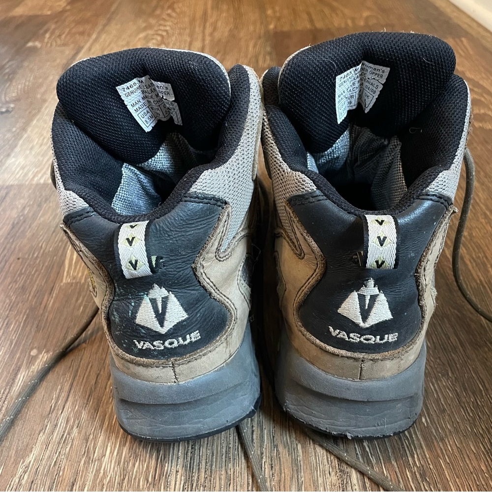 Vasque supportive real leather hiking boots gore-tex vibram 8.5 - Picture 3 of 7
